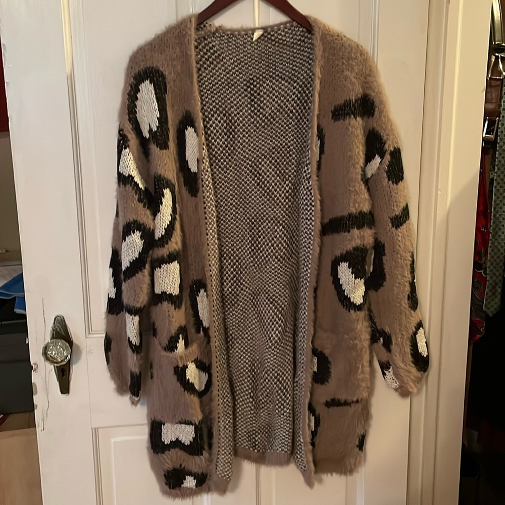 Pink Blush fuzzy animal print long sweater. Size medium.